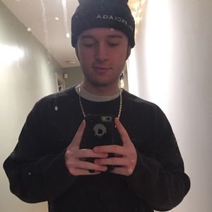 Meet your Posher, Bennett